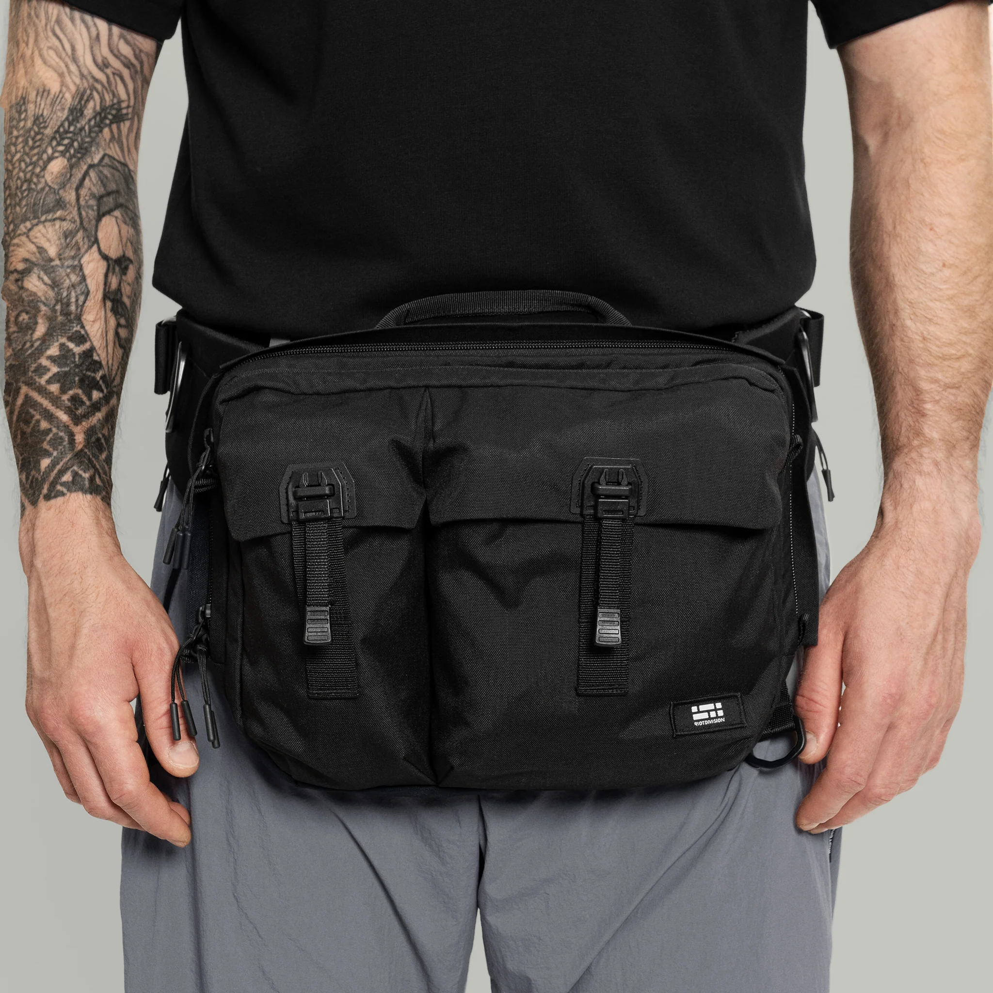 3CH0 2 Pockets Waist Bag Gen.1 RD-3CH02PWB_GEN.1 BLACK - Image 16