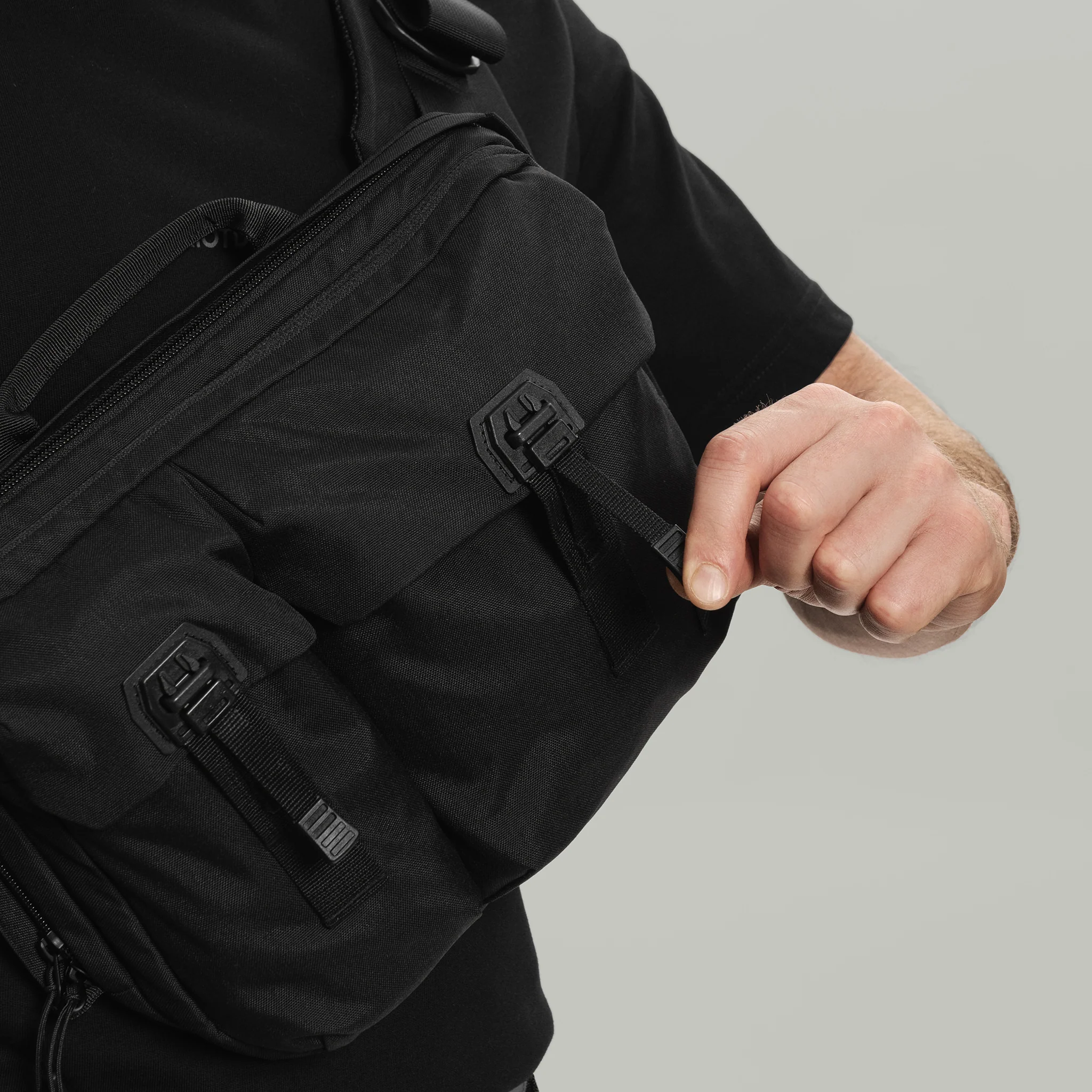 3CH0 2 Pockets Waist Bag Gen.1 RD-3CH02PWB_GEN.1 BLACK - Image 7