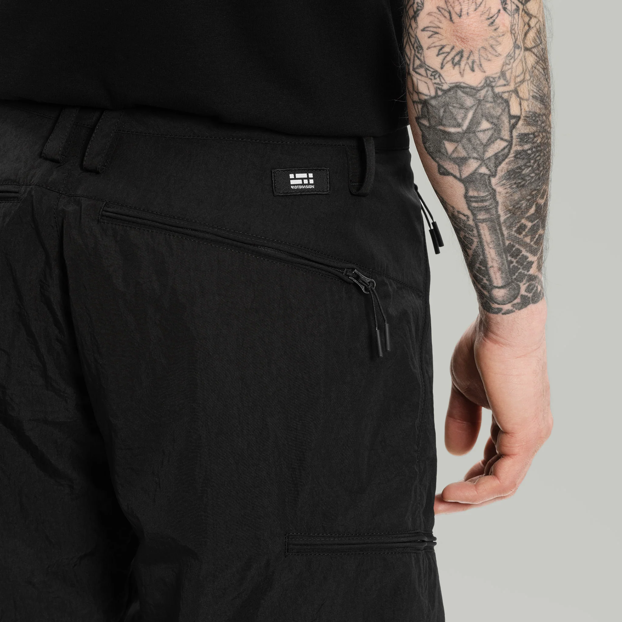 Civil Wide Cargo Shorts Gen.1 RD-CWCS_GEN.1 (SS26) BLACK - Image 9