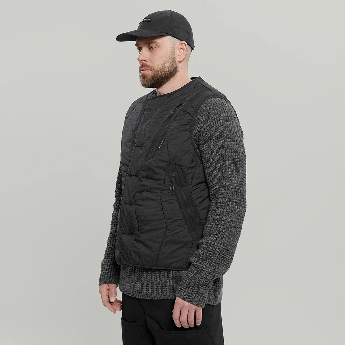 Diagonal Pocket Vest Gen.1 RD-DGNLPV_GEN.1 (FW25) BLACK - Image 3