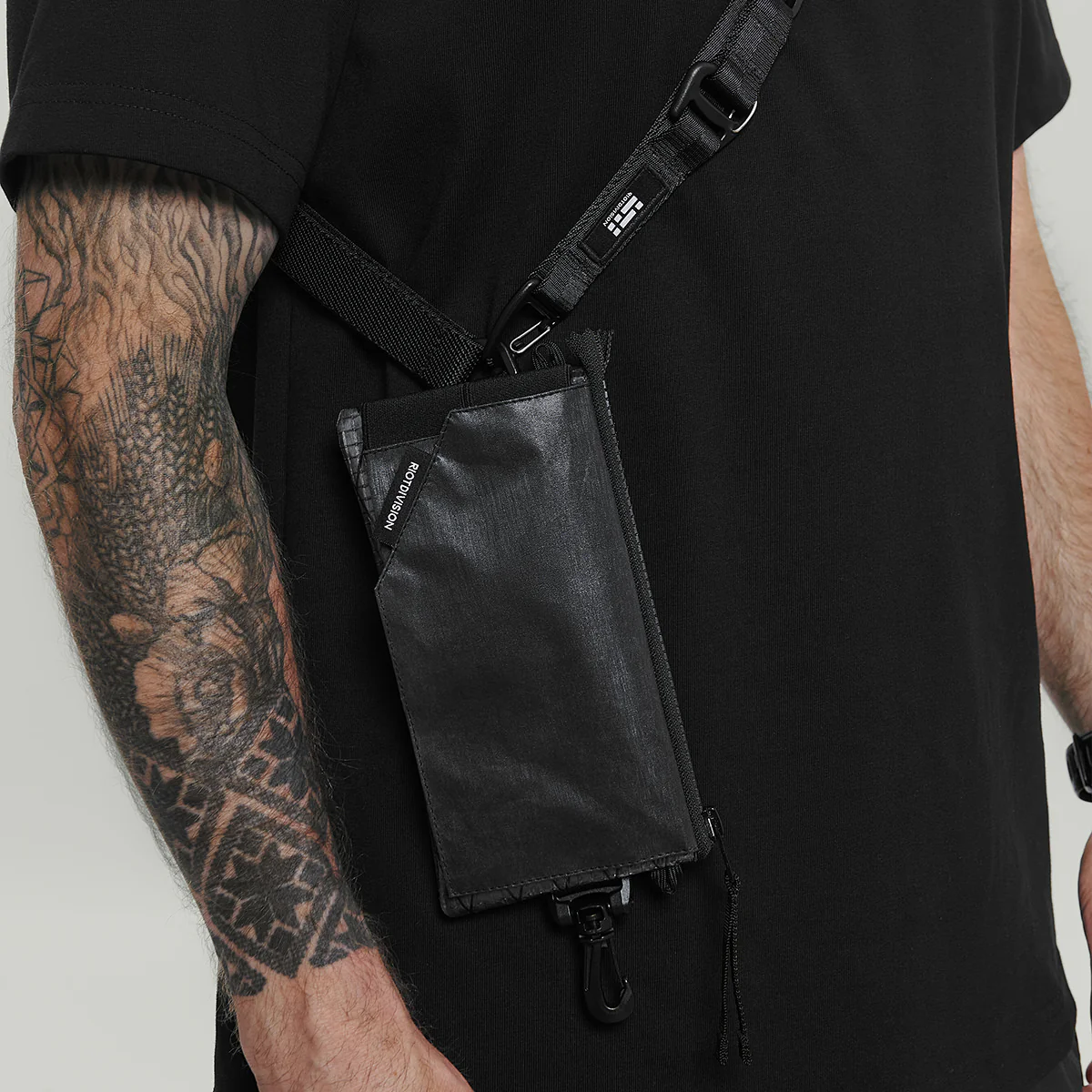 Third Dimension Pouch Gen.1 RD-THRDDP_GEN.1 TRANSPARENT BLACK - Image 14